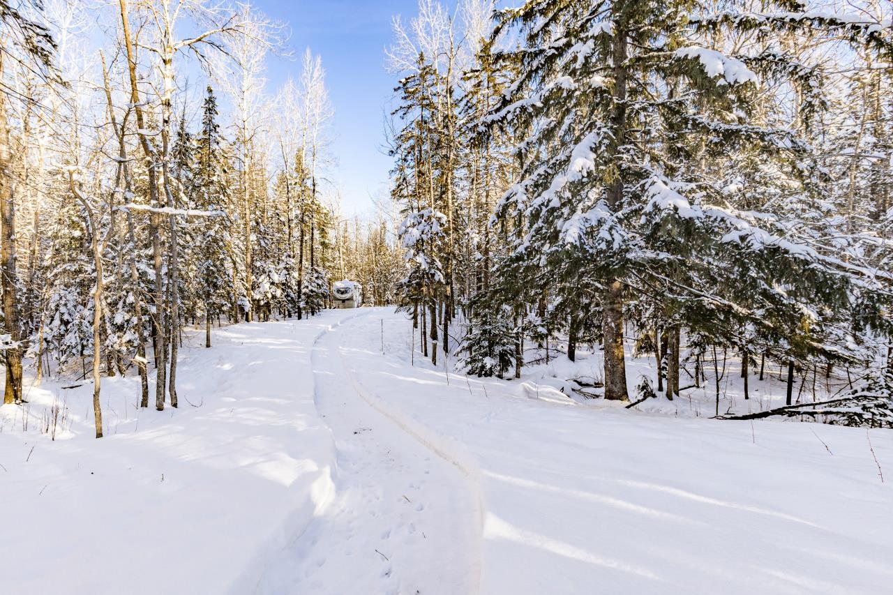 1437 Severson Road Foxboro, WI 54836 - Photo 13 of 48