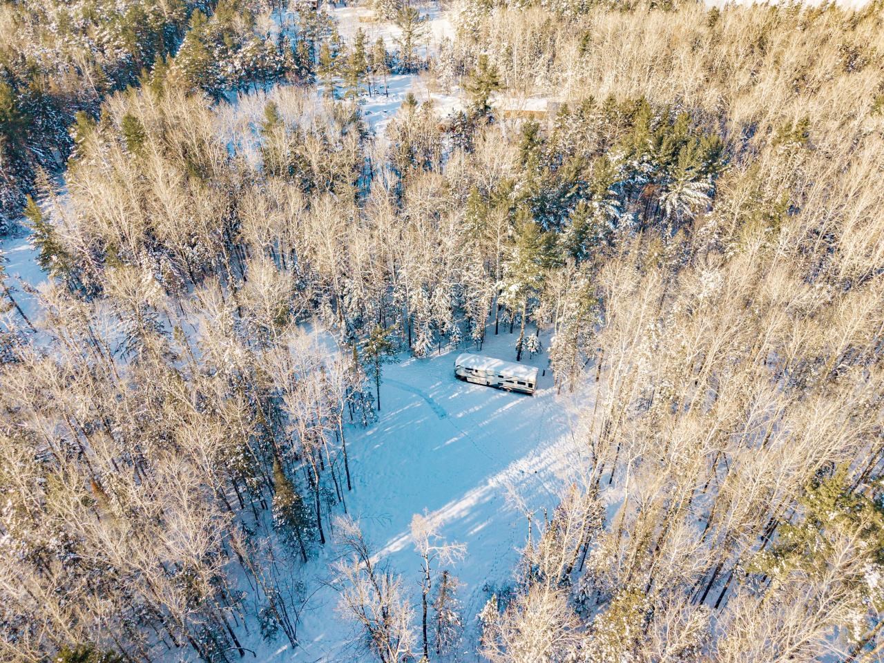 1437 Severson Road Foxboro, WI 54836 - Photo 36 of 48