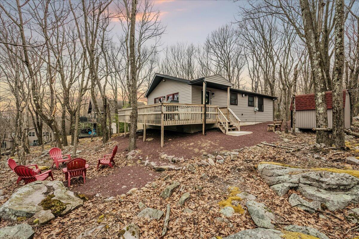 137 Skye Drive Lake Harmony, PA 18624 - Photo 1 of 40 04-HomeView_Media-1137_Skye_Dr.-#4