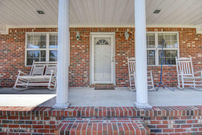 300 Goose Creek Road Hubert, NC 28539 - Photo 3 of 27 300 Goose Creek 3