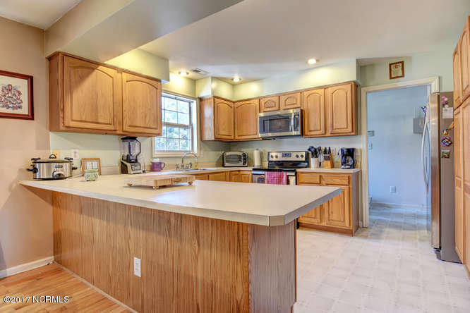 300 Goose Creek Road Hubert, NC 28539 - Photo 8 of 27 300 Goose Creek 8