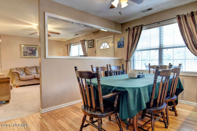 300 Goose Creek Road Hubert, NC 28539 - Photo 9 of 27 300 Goose Creek 9