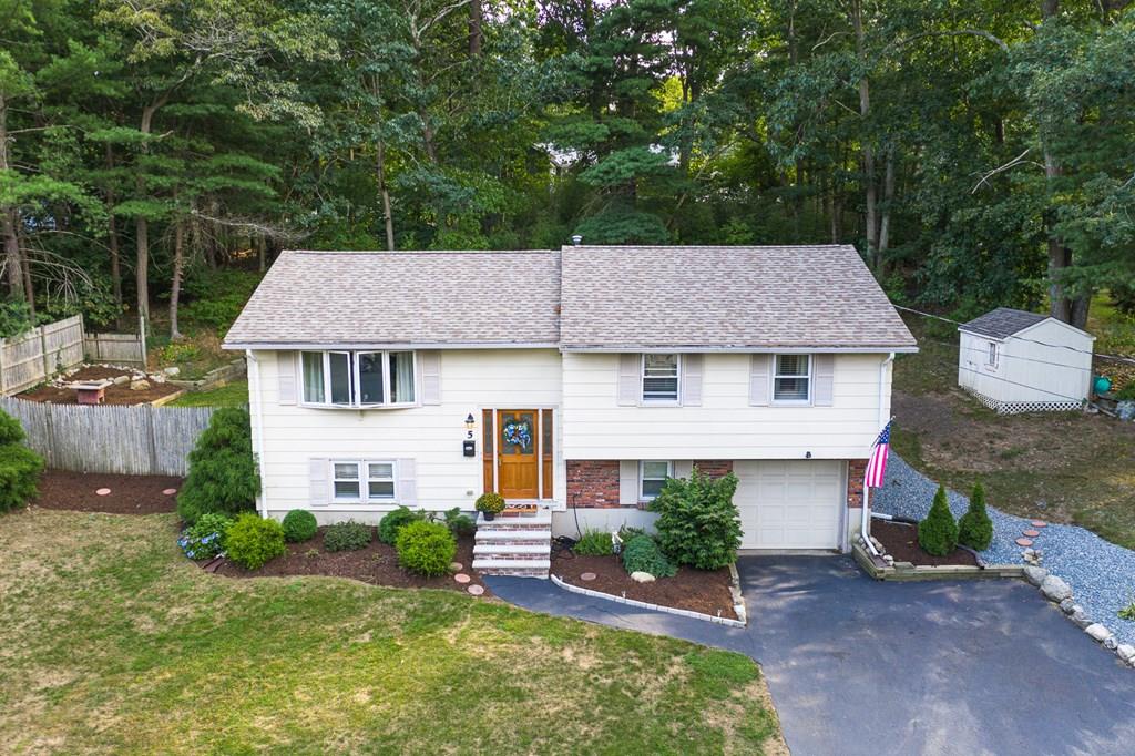5 Brookbridge Road Peabody, MA 01960 - Photo 1 of 42 Gallery Image 1