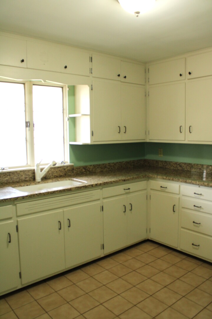 1717 West Acres Road Joliet, IL 60435 - Photo 5 of 17