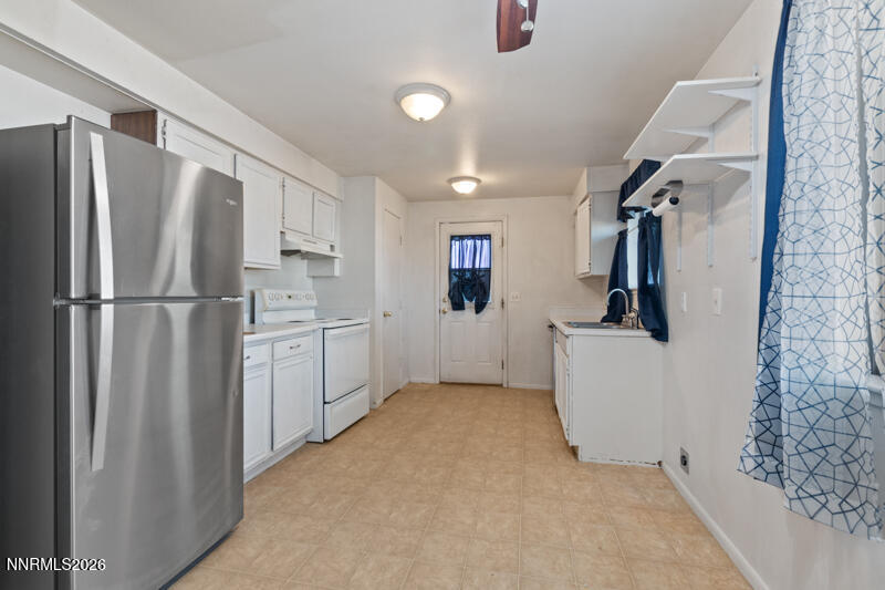 325 Medgar Avenue Reno, NV 89506 - Photo 7 of 17 325 Medgar Avenue (7 of 17)