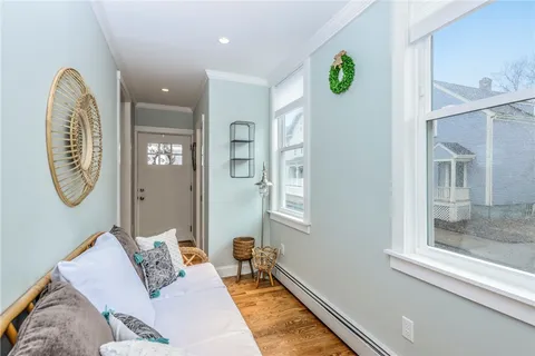 $3,600 | 21 Bayview Avenue, Newport, RI 02840