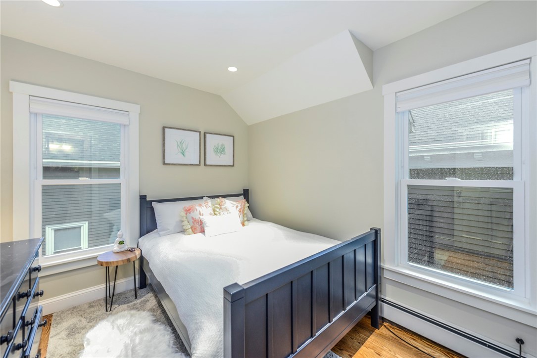 21 Bayview Avenue Newport, RI 02840 - Photo 8 of 12 Bed 2