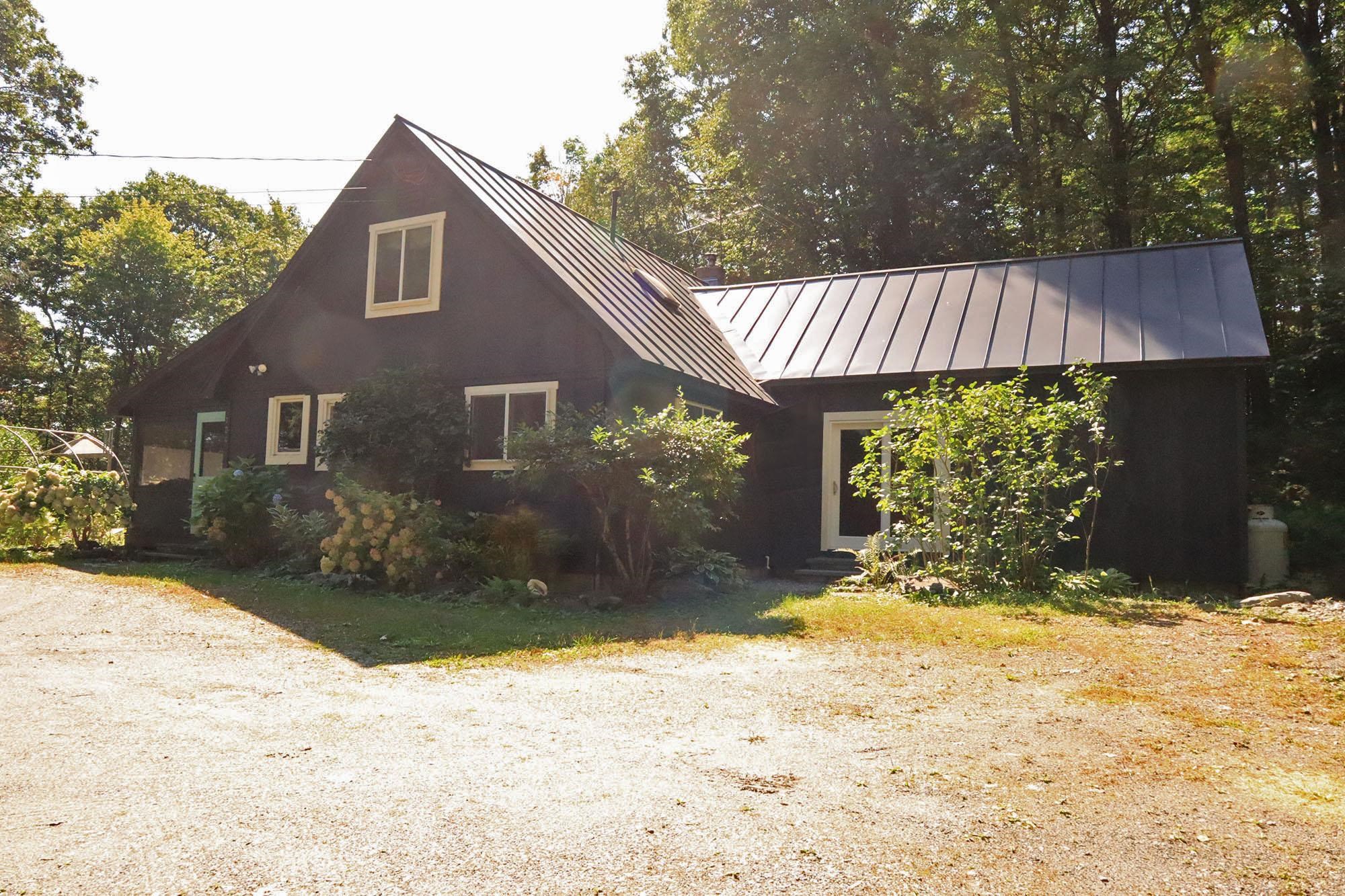 104 Wardon Road Putney, VT 05346 - Photo 1 of 38