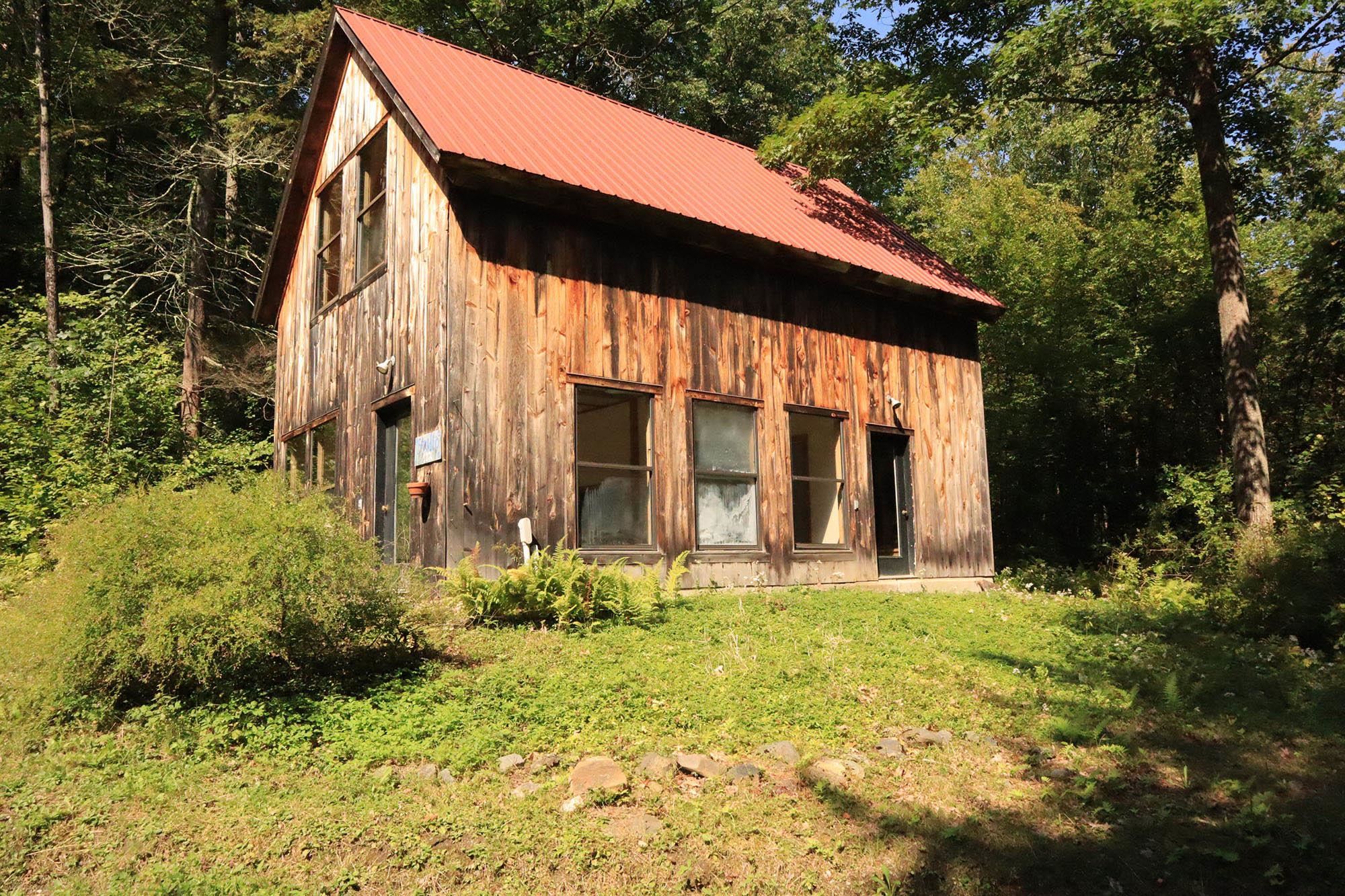104 Wardon Road Putney, VT 05346 - Photo 26 of 38