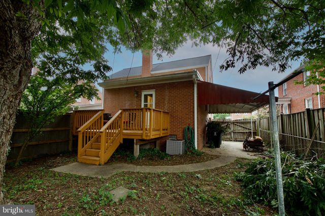 $615,000 | 2728 South Uhle Street, Arlington, VA 22206