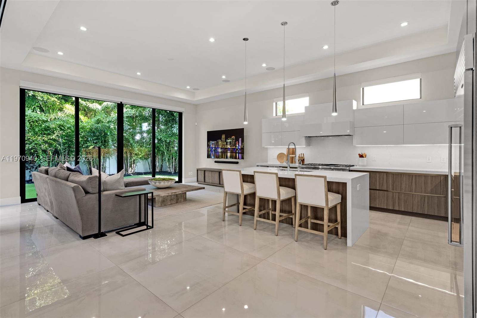 225 Northeast 3rd Street Boca Raton, FL 33432 - Photo 11 of 36