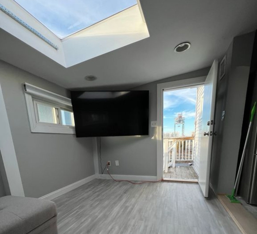 9 P Street, Unit 3 Boston, MA 02127 - Photo 1 of 9