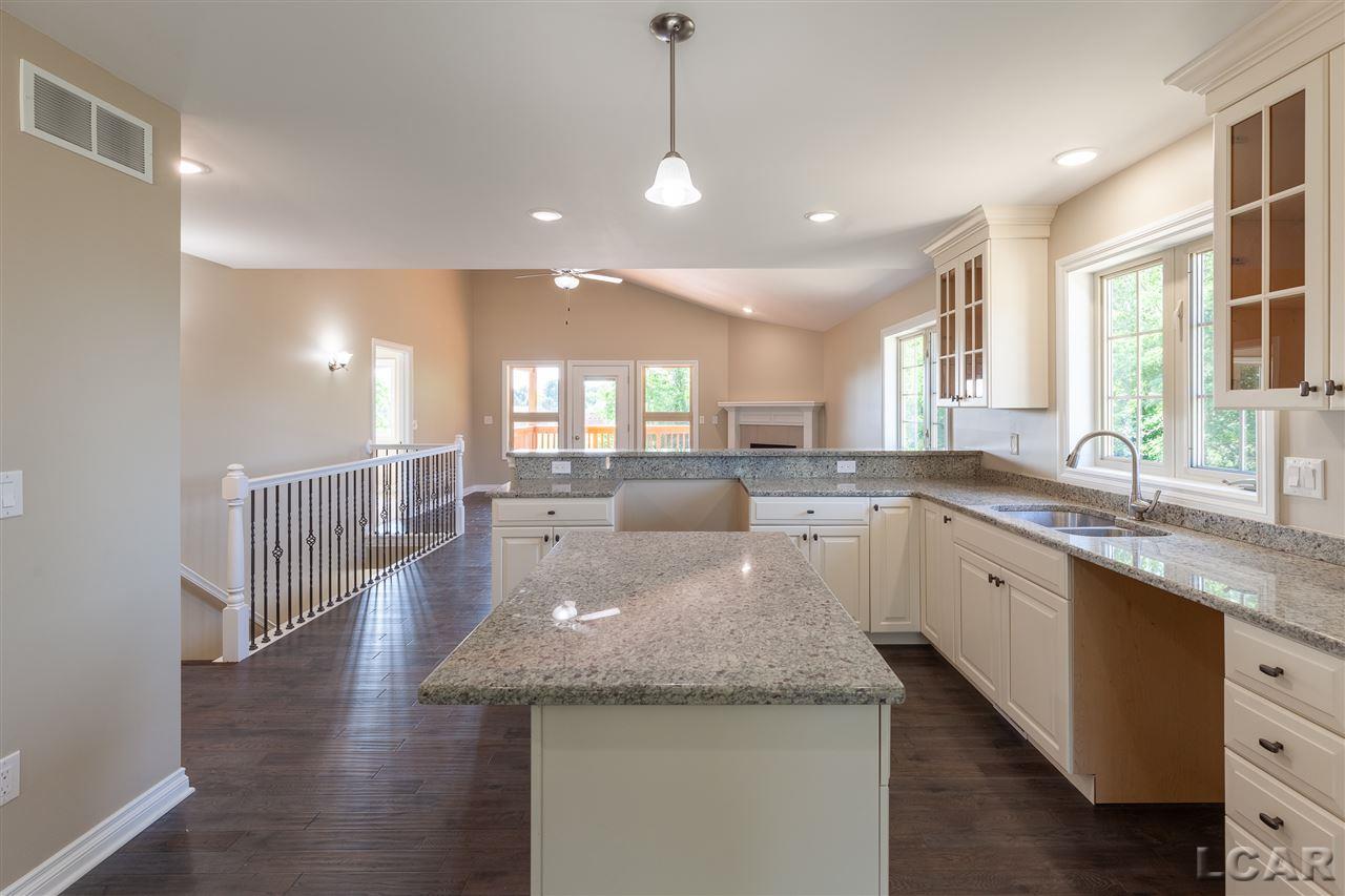 1039 Ridgeview Drive, Unit 20 Tecumseh, MI 49286 - Photo 7 of 25 Gallery Image 7