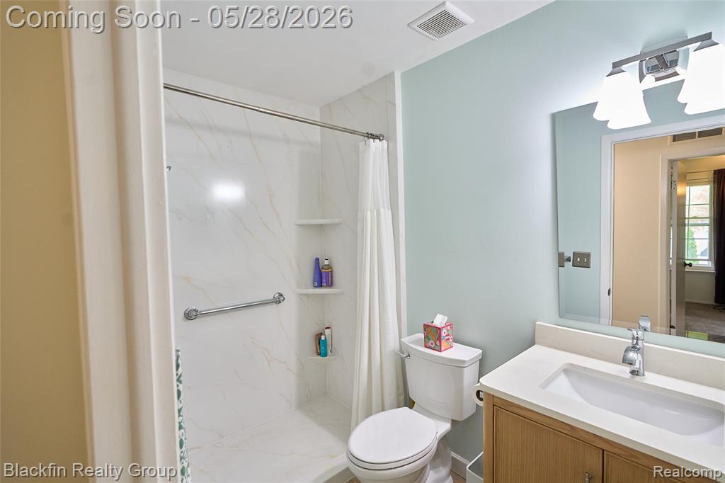 22625 Martin Road St. Clair Shores, MI 48081 - Photo 15 of 23