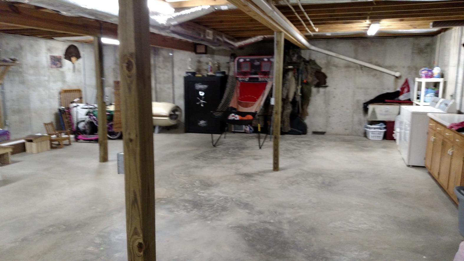 2181 Riverton Road Jamestown, TN 38556 - Photo 10 of 16 10 UNFINISHED - FULL BASEMENT