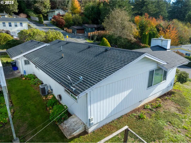 $550,000 | 16281 Chapman Lane, Brookings, OR 97415