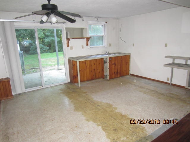 5 Kilrea Road Derry, NH 03038 - Photo 14 of 19