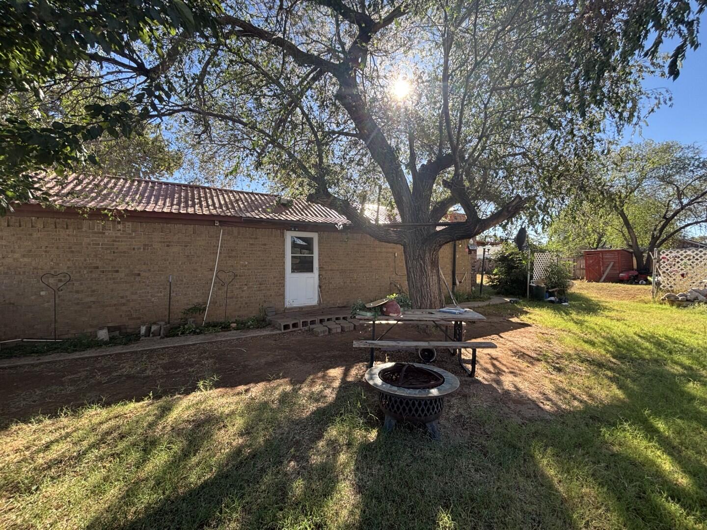 2513 Amherst Street Lubbock, TX 79415 - Photo 25 of 28 Right Side - Backyard
