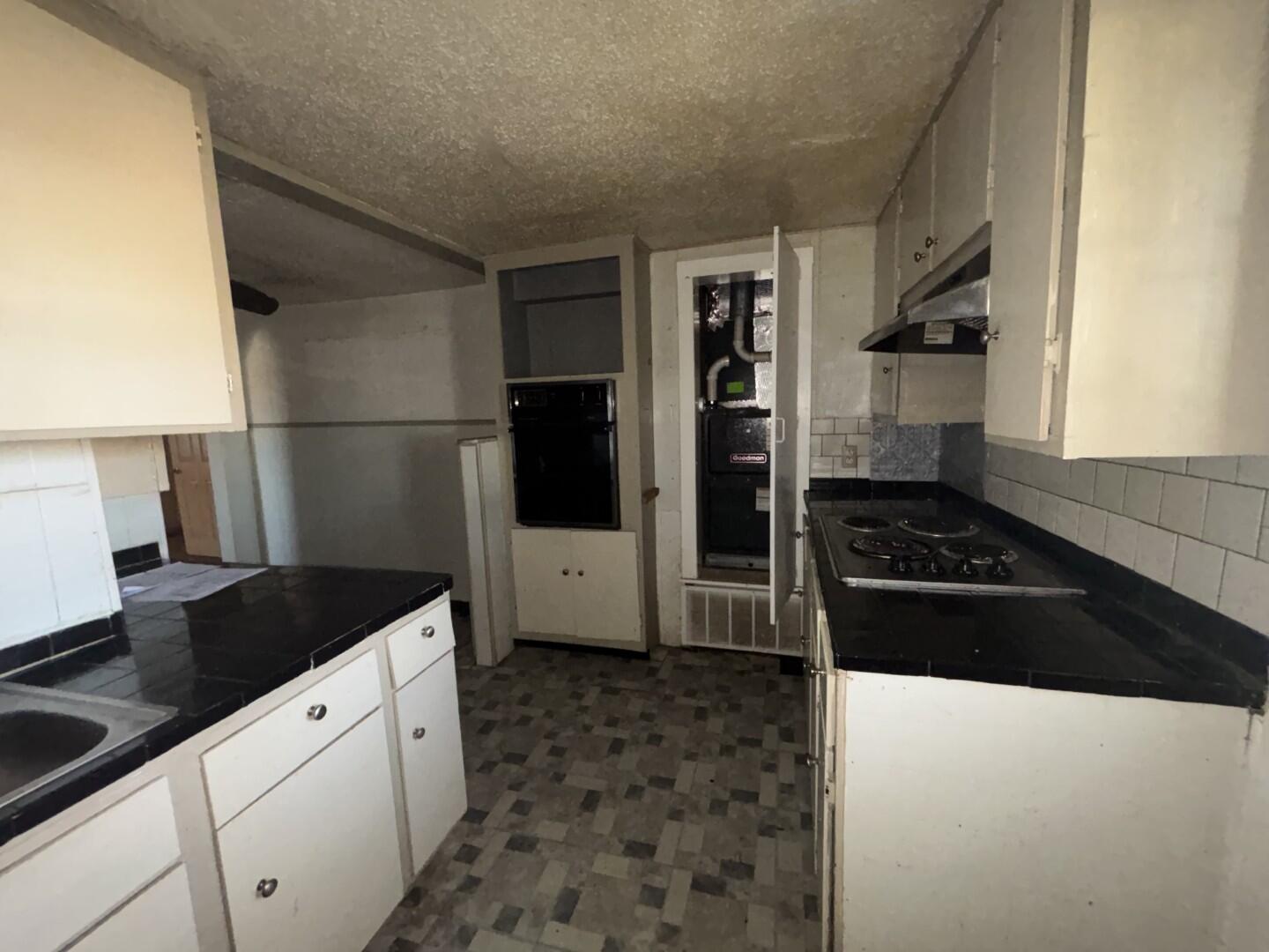 2513 Amherst Street Lubbock, TX 79415 - Photo 8 of 28 Kitchen 1