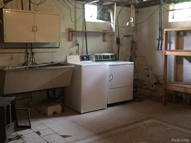 3577 Ridgecliffe Drive Flint, MI 48532 - Photo 26 of 30 IMG_7887.JPG