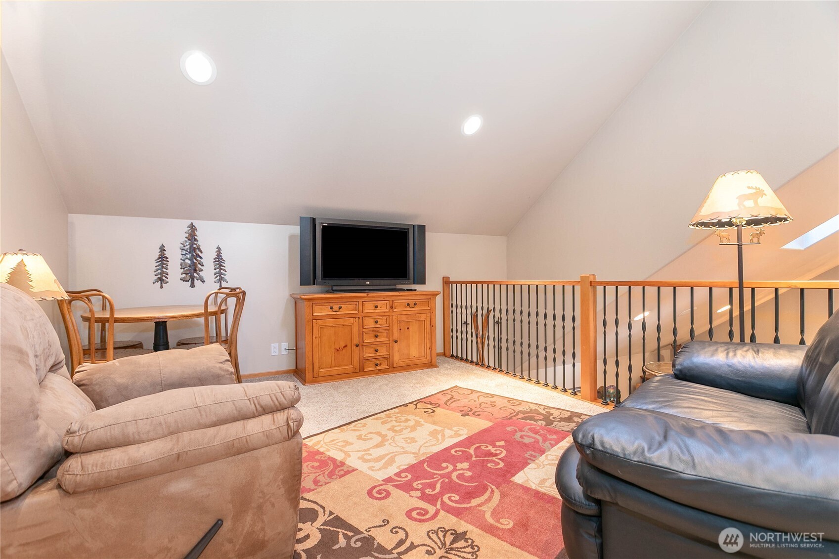 6978 Rainier Way Deming, WA 98244 - Photo 17 of 40