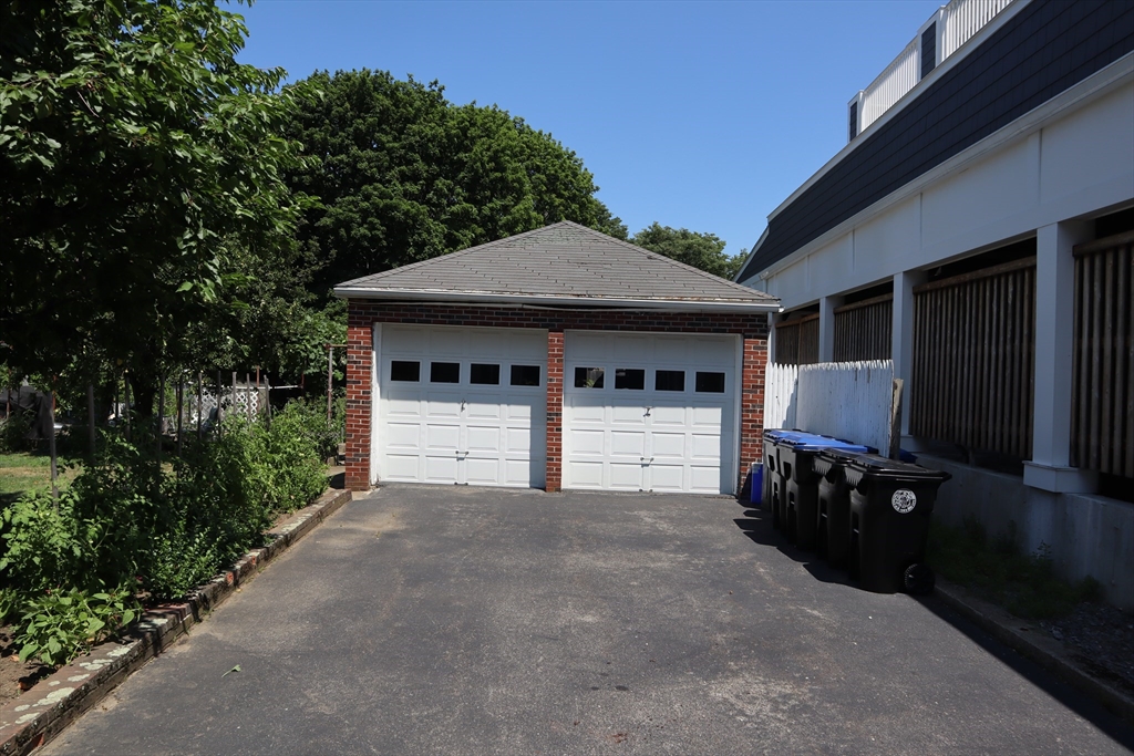 7 West R W Dane Street Beverly, MA 01915 - Photo 4 of 42 Gallery Image 4
