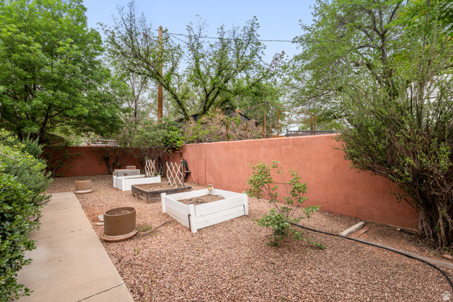 269 North 400 West St. George, UT 84770 - Photo 30 of 47