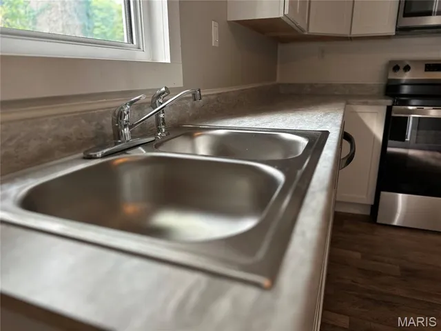 $219,000 | 404 North First Street, Steelville, MO 65565