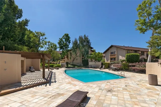 $3,000 | 25781 Marguerite Parkway, Mission Viejo, CA 92692