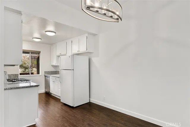 $3,000 | 25781 Marguerite Parkway, Mission Viejo, CA 92692