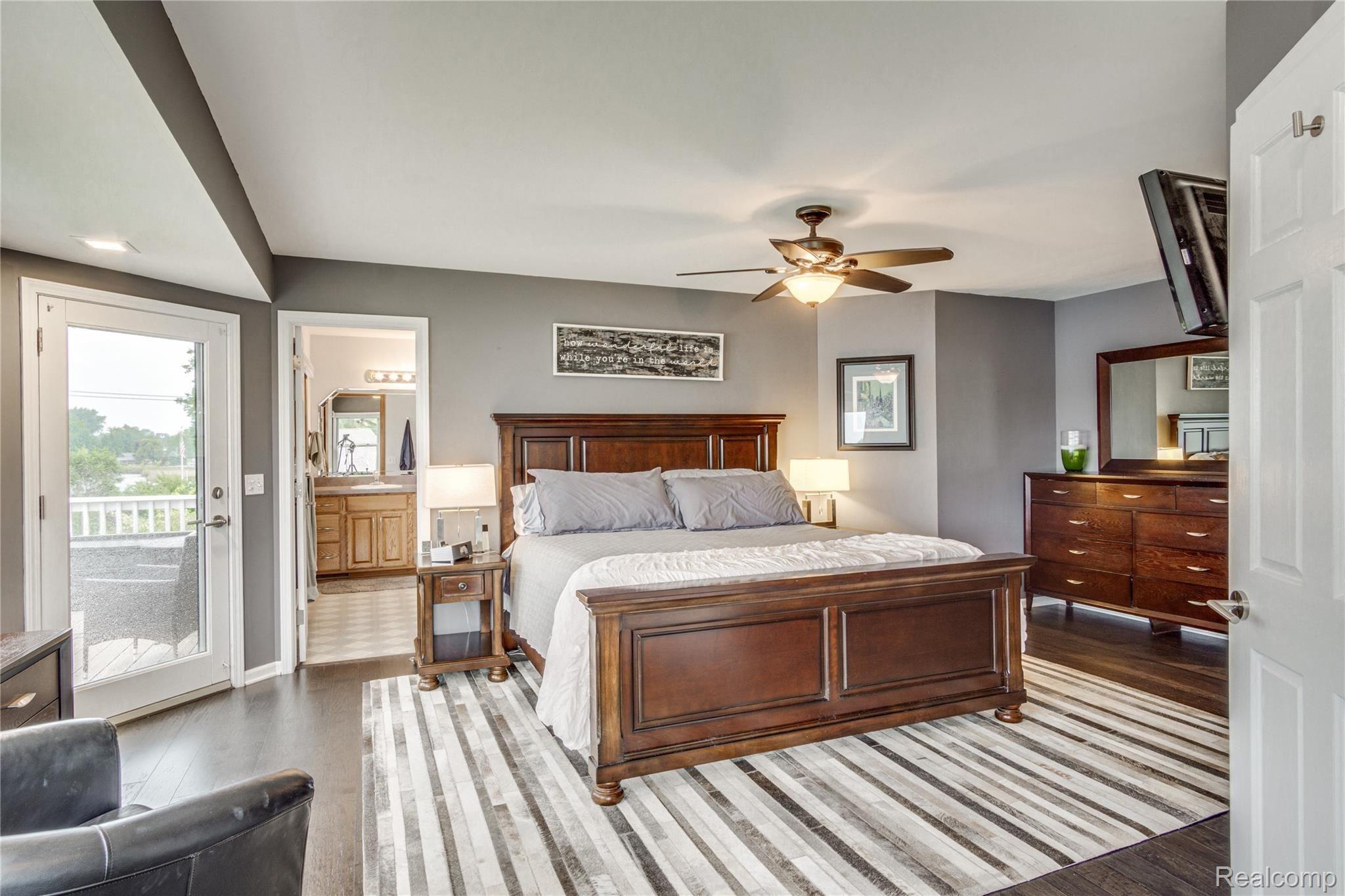 3511 East Rolston Road Fenton, MI 48430 - Photo 14 of 37 Interiors (7 of 38).jpg