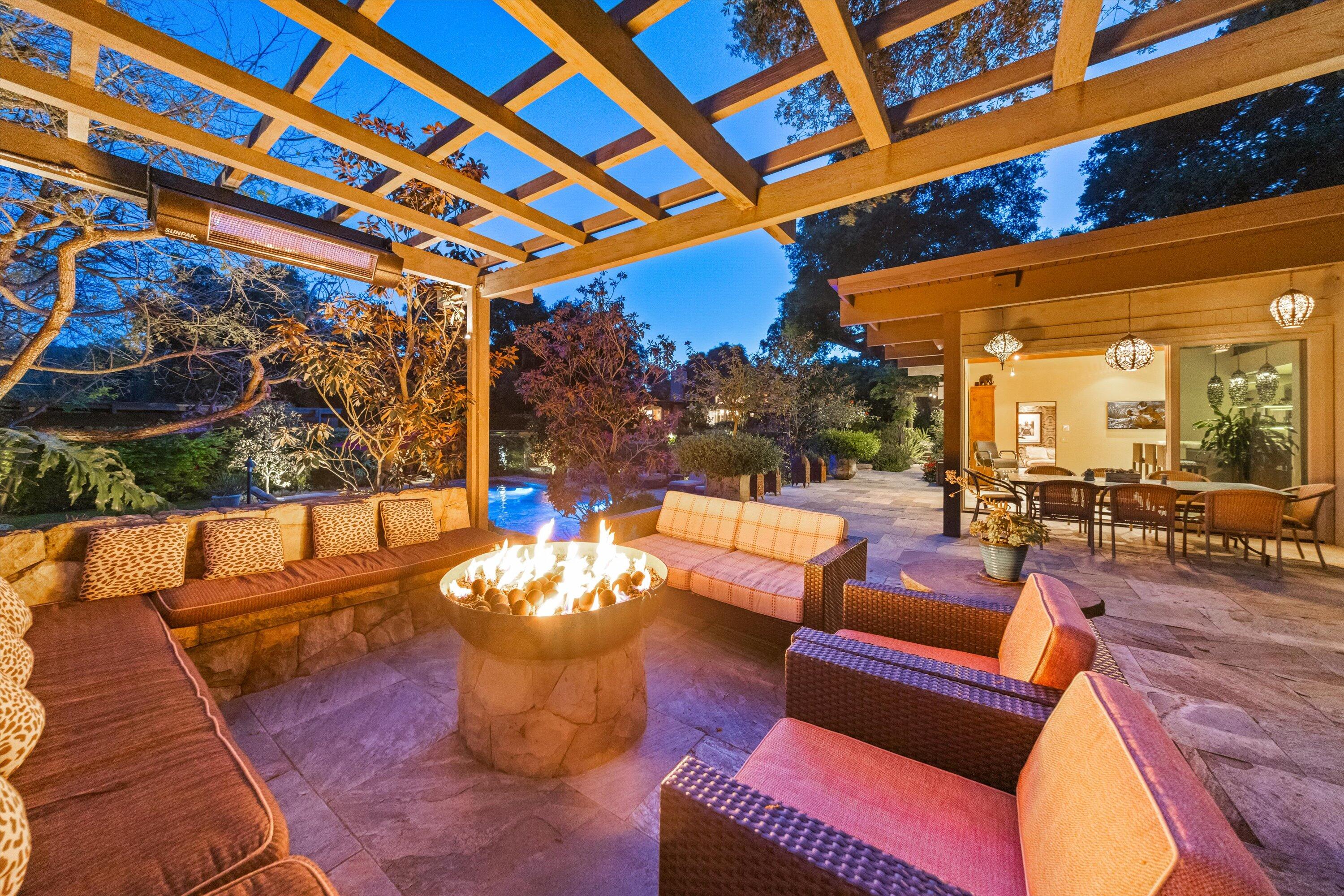655 Oak Springs Lane Santa Barbara, CA 93108 - Photo 36 of 39 a outdoor living space with patio furniture