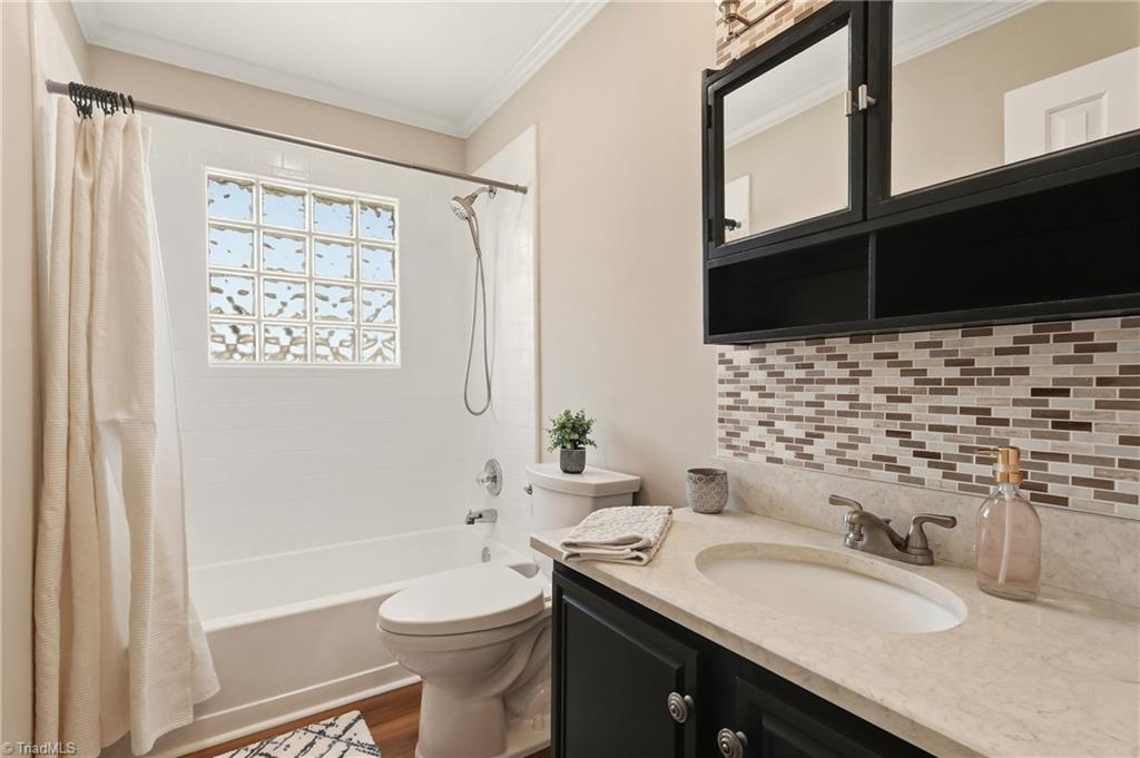7585 Dubach Road Summerfield, NC 27358 - Photo 35 of 43 2nd Bath