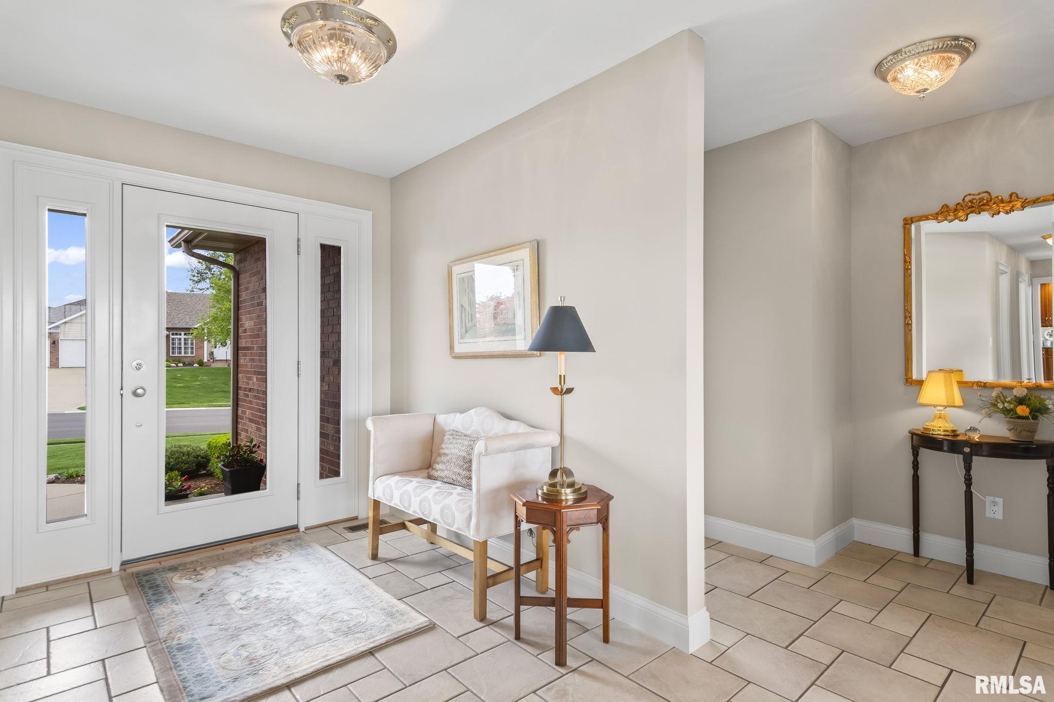 6400 Preston Drive Springfield, IL 62711 - Photo 5 of 61 Gallery Image 5