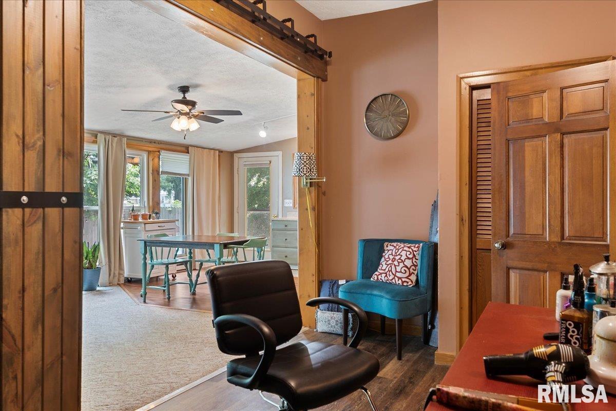 1230 Monument Avenue Springfield, IL 62702 - Photo 27 of 37