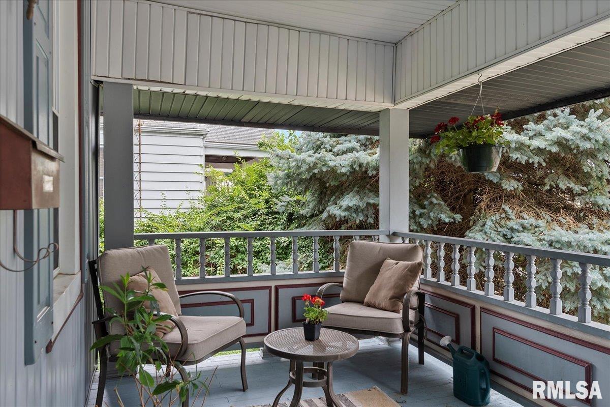 1230 Monument Avenue Springfield, IL 62702 - Photo 6 of 37