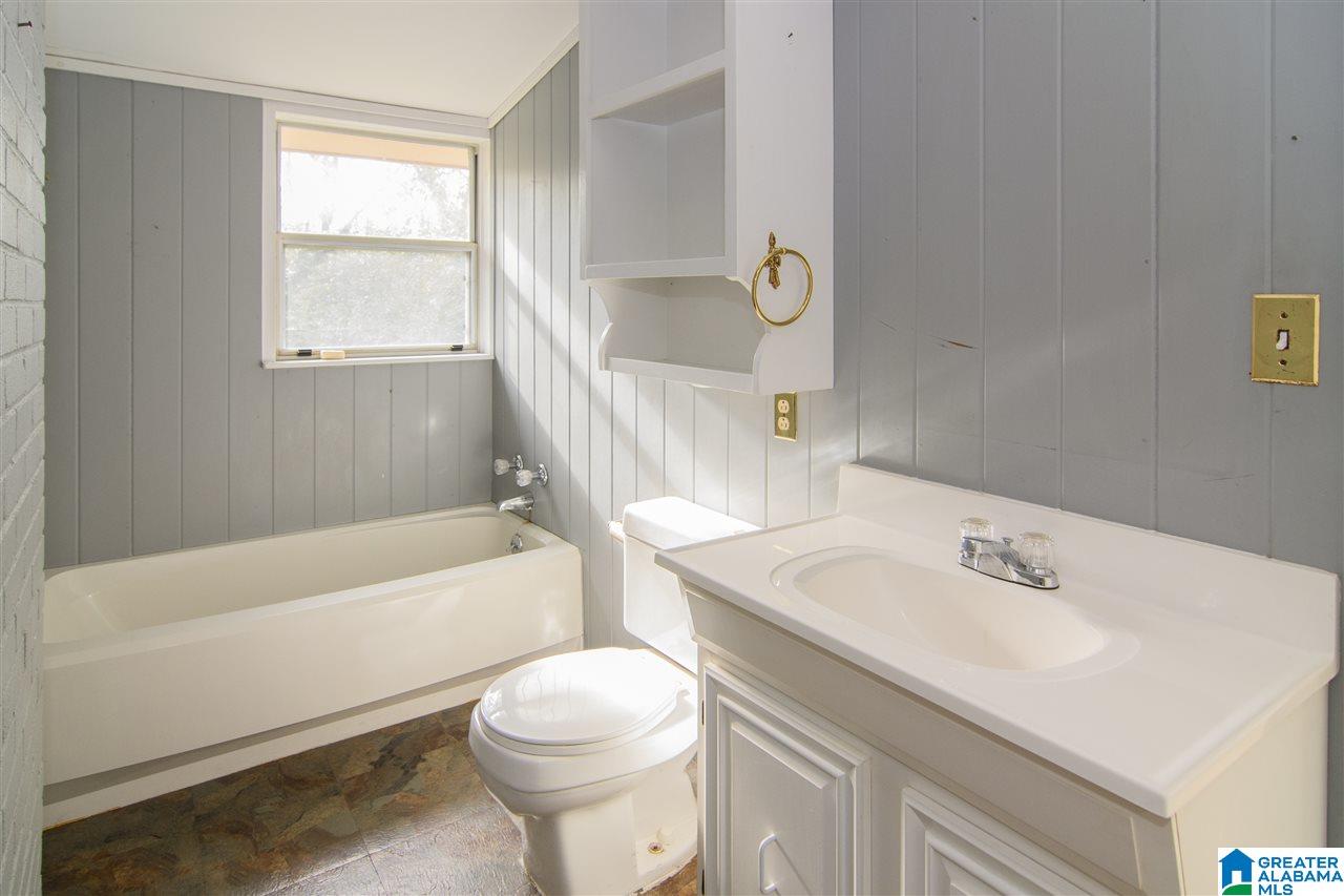 3017 North Woodridge Road Birmingham, AL 35223 - Photo 36 of 41