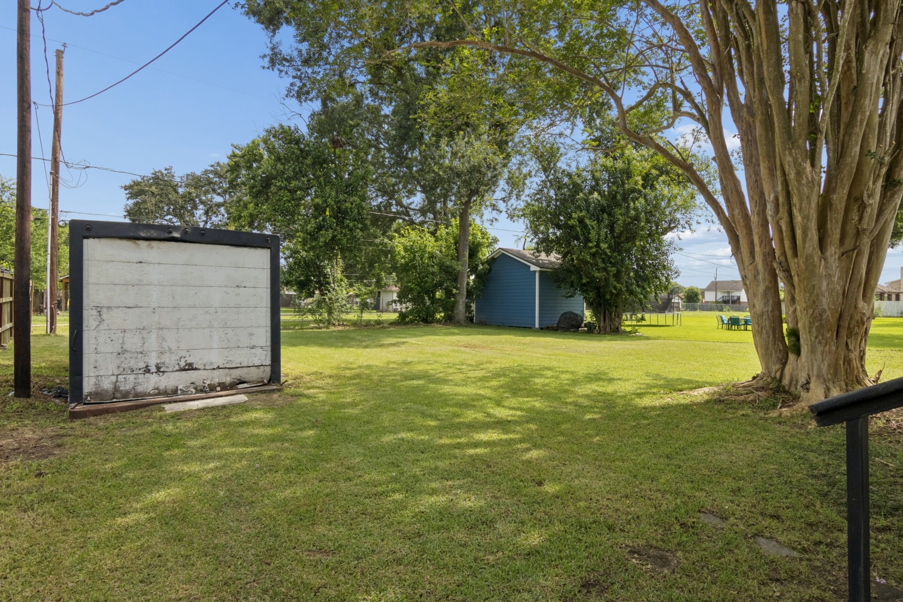 8205 Arrowhead Lane Houston, TX 77075 - Photo 16 of 17 spacious backyard is a blank canvas