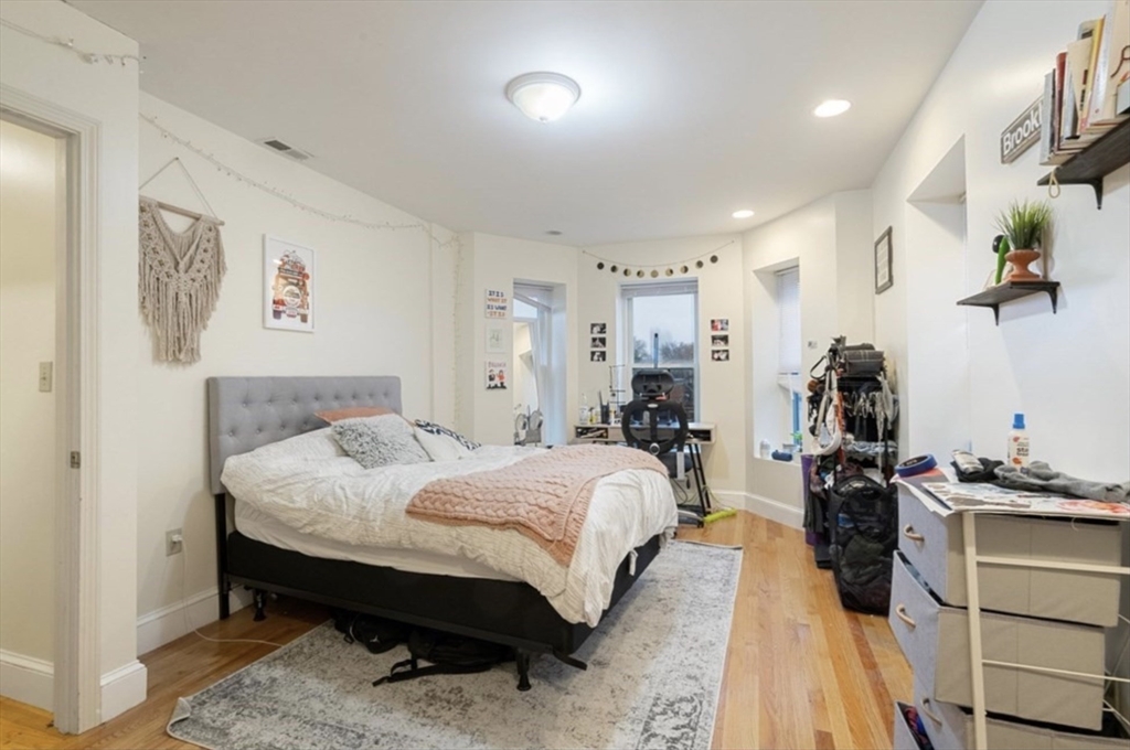 85 Fort Avenue, Unit 2 Boston, MA 02119 - Photo 8 of 18