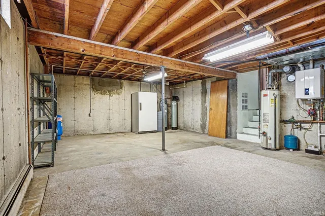 $235,000 | 54719 Eisenhower Drive, Elkhart, IN 46514