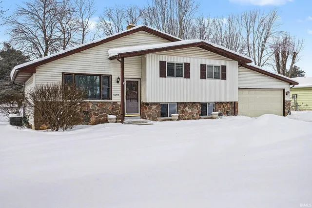 $235,000 | 54719 Eisenhower Drive, Elkhart, IN 46514