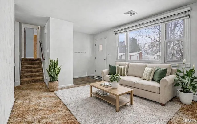 $235,000 | 54719 Eisenhower Drive, Elkhart, IN 46514