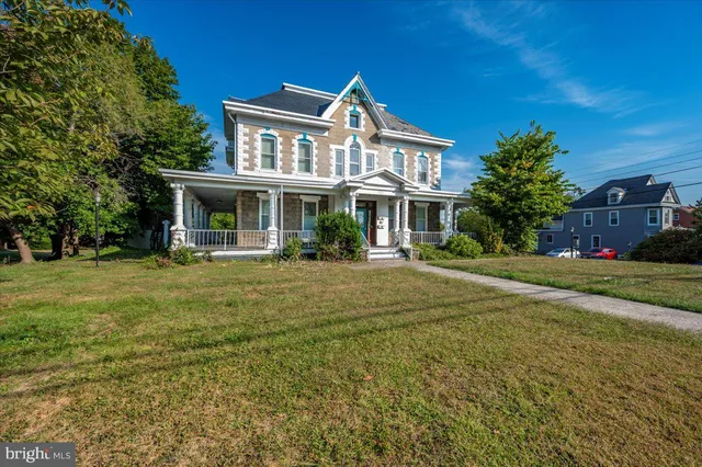 $550,000 | 1301 Virginia Avenue, Hagerstown, MD 21740