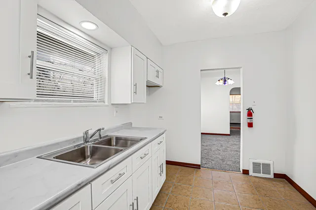 $139,000 | 16768 Bulger Avenue, Hazel Crest, IL 60429