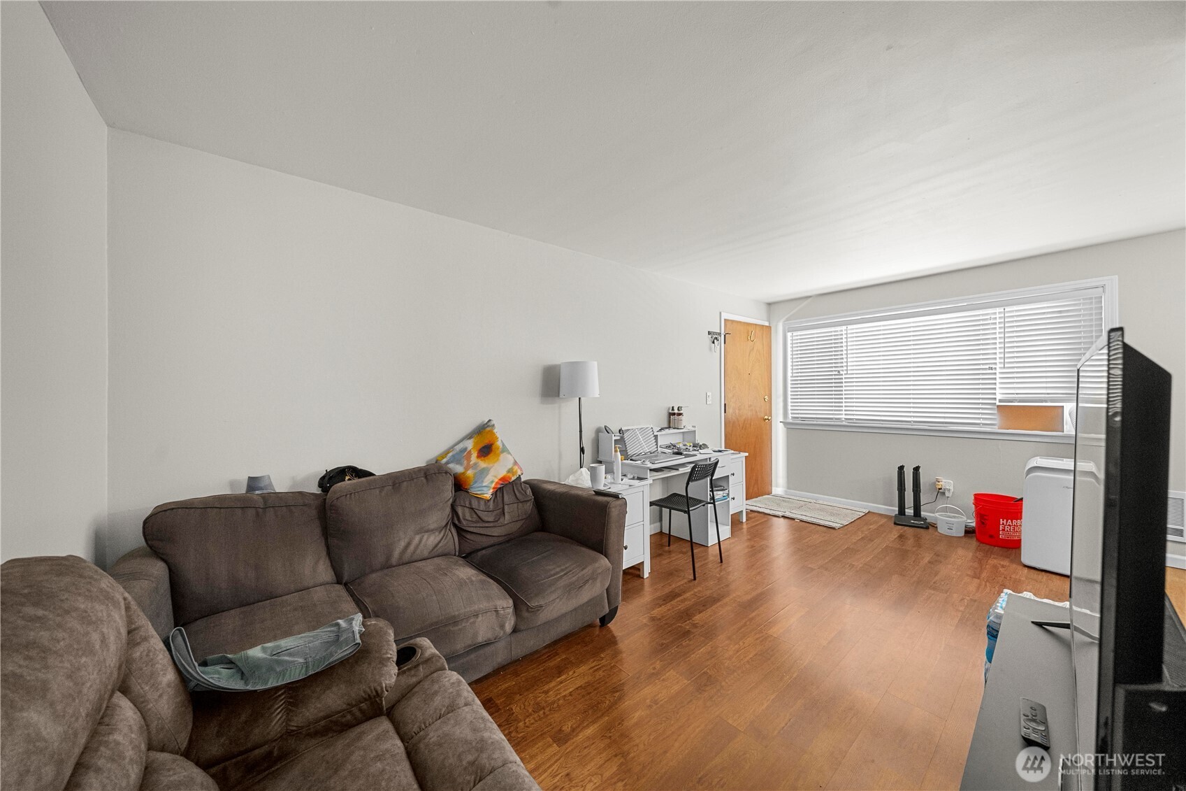 809 North 6th Street Renton, WA 98057 - Photo 23 of 40