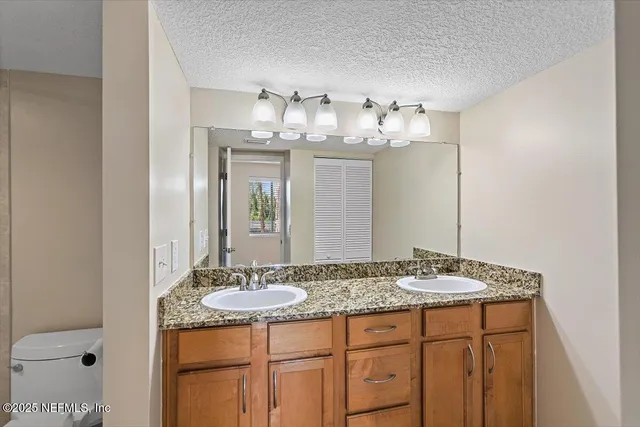 $309,000 | 5375 Ortega Farms Boulevard, Unit 1110, Jacksonville, FL 32210