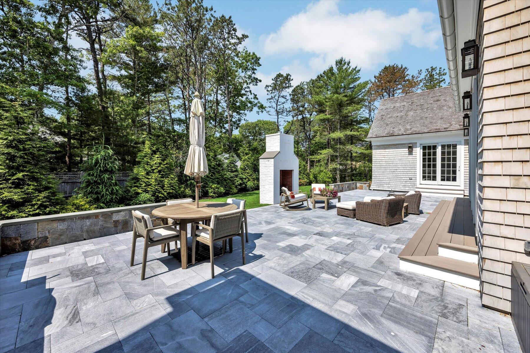 10 Herring Gull Road Mashpee, MA 02649 - Photo 5 of 45 13-889A5307