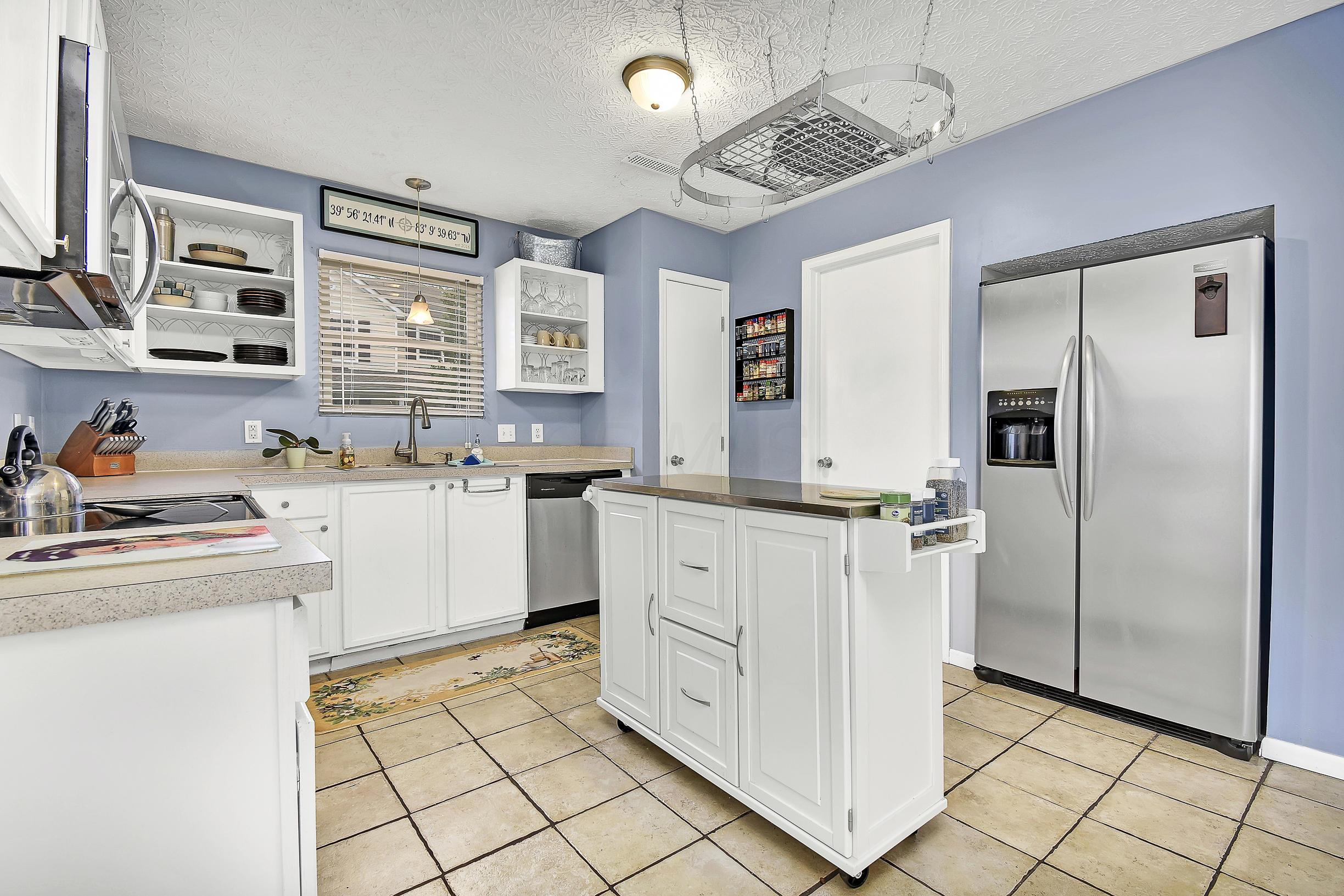 521 Rockets Street, Unit 162 Galloway, OH 43119 - Photo 11 of 28 Gallery Image 11