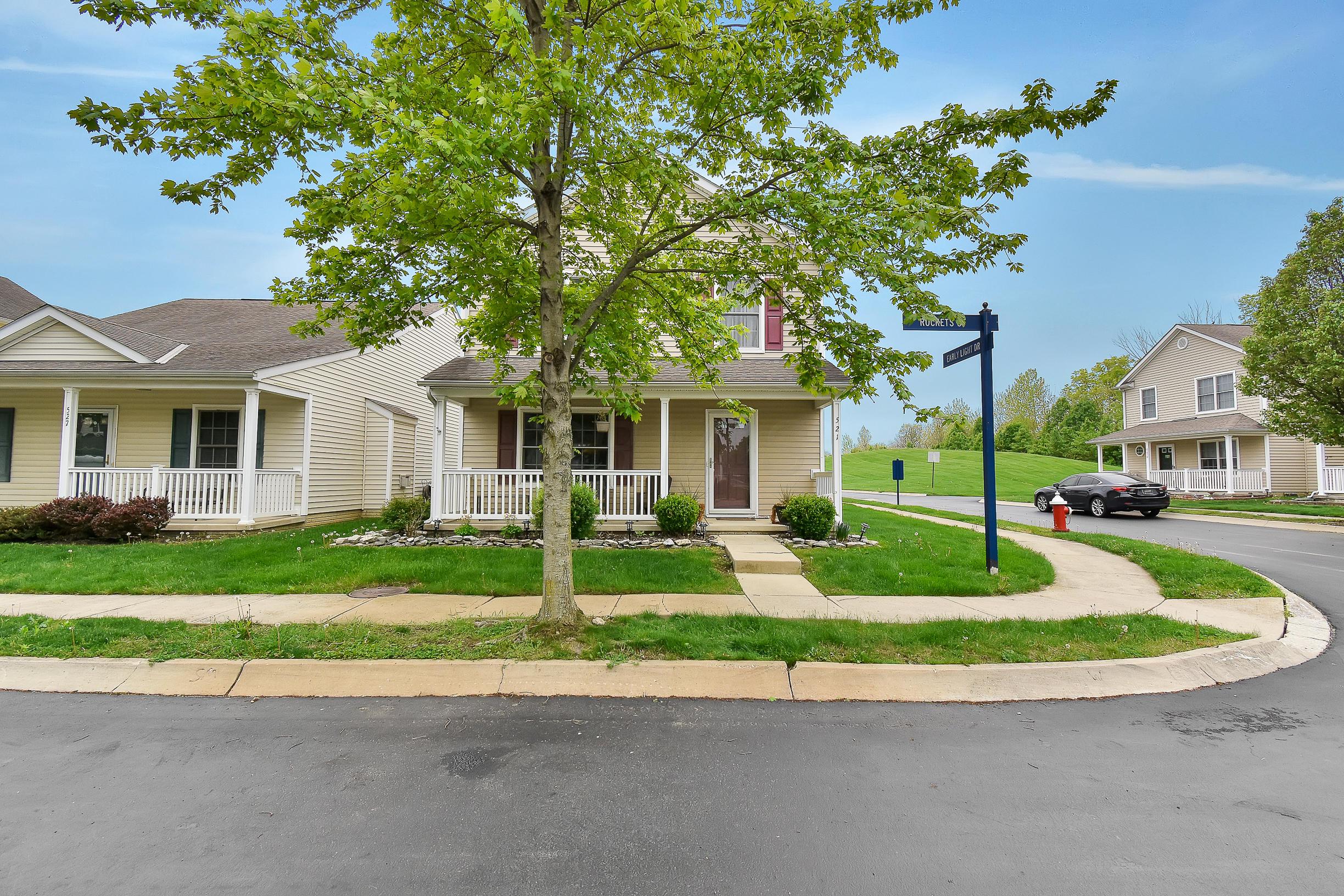 521 Rockets Street, Unit 162 Galloway, OH 43119 - Photo 2 of 28 Gallery Image 2