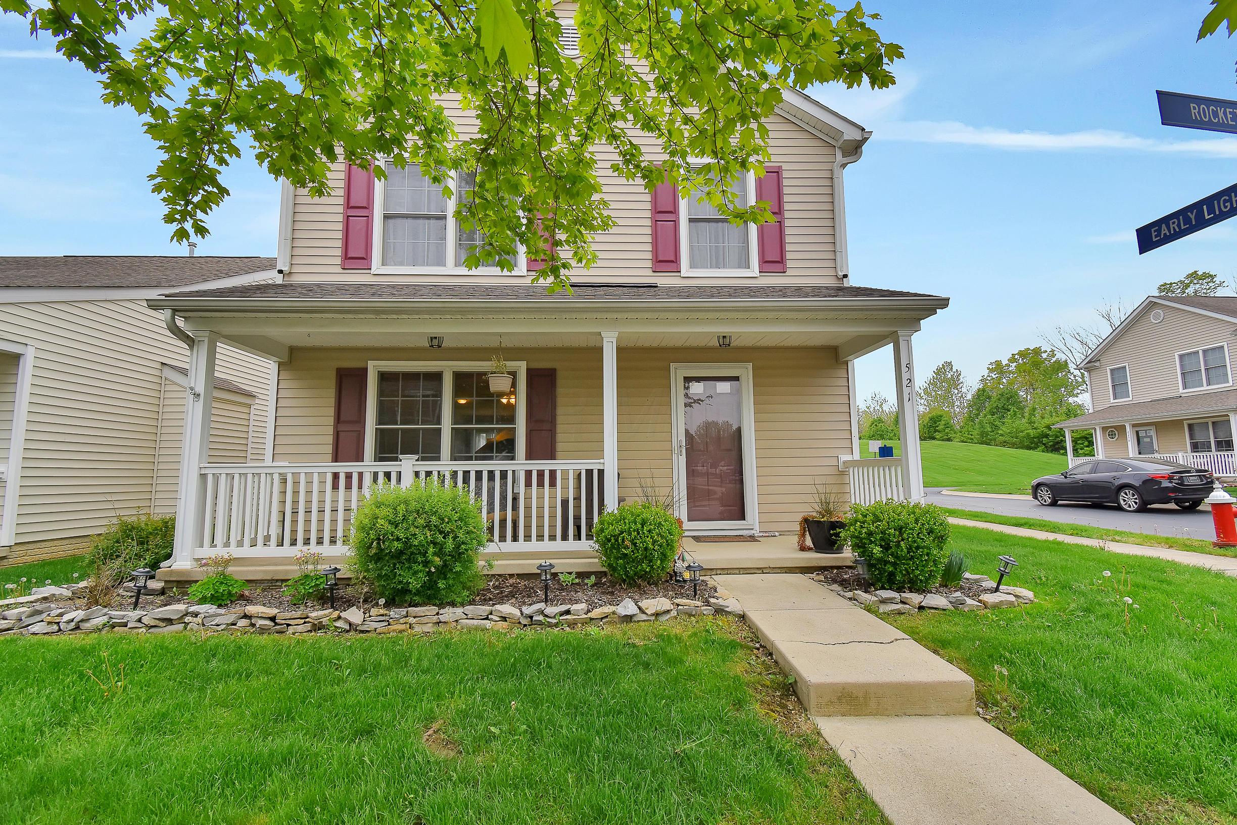 521 Rockets Street, Unit 162 Galloway, OH 43119 - Photo 3 of 28 Gallery Image 3